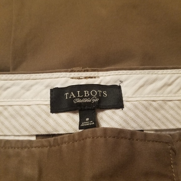 Talbots ladies Shorts Brown size 8 - Picture 3 of 3